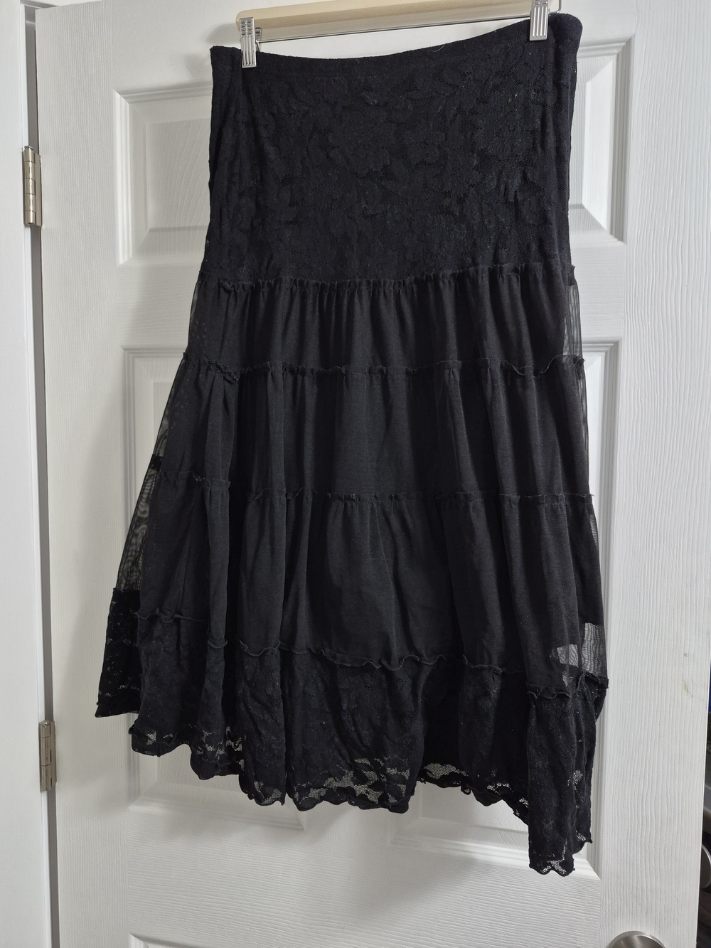 Vintage Black Tiered Lace Maxi Skirt